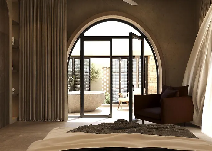 فيلة The Landmark & *