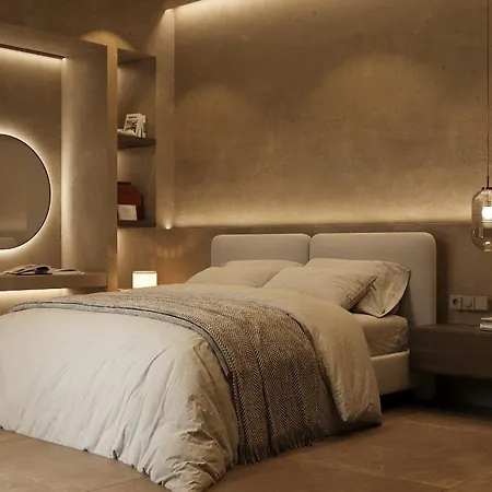 Willa The Landmark & *