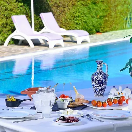 12 Islands Vila Kolymbia