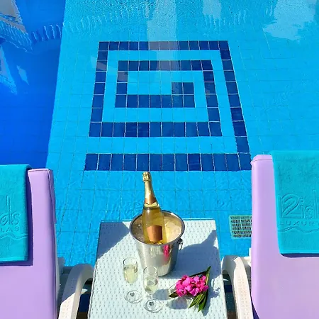 12 Islands Villa